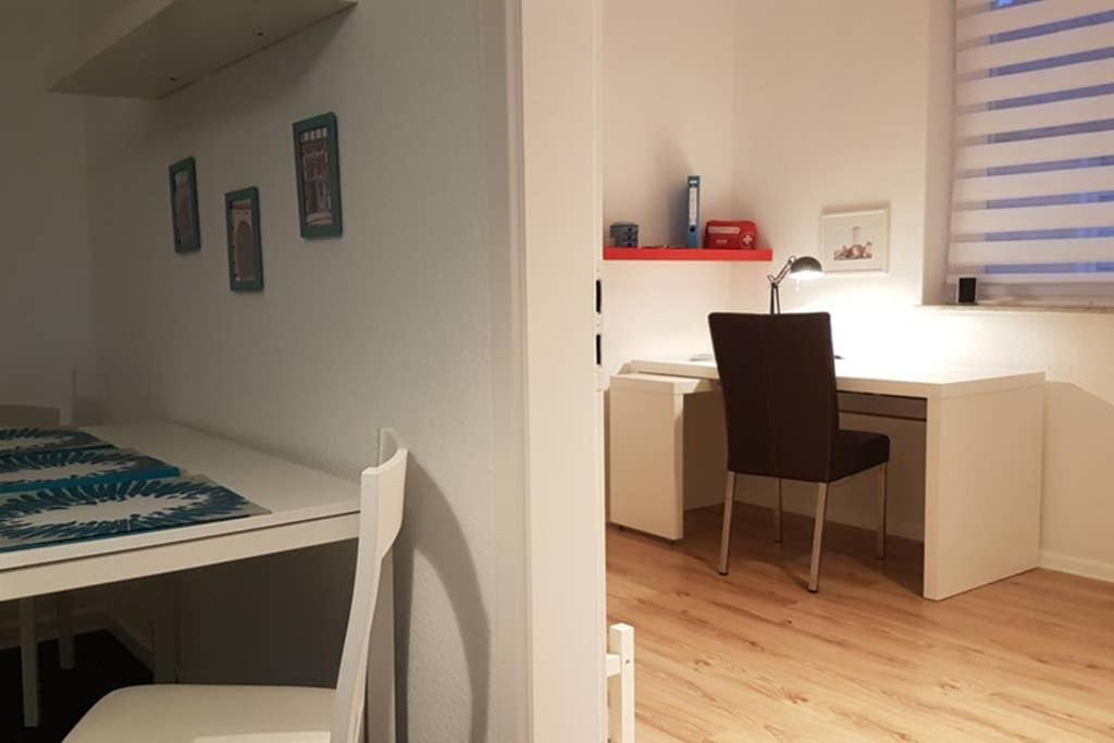 Appartement Vanille, Ferienwohnung Mit Eigenem Eingang, Wie Ein Kleines Haus Bad Salzuflen Exteriör bild