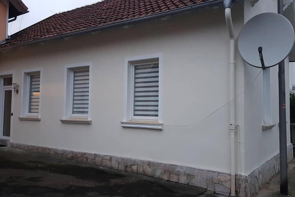 Appartement Vanille, Ferienwohnung Mit Eigenem Eingang, Wie Ein Kleines Haus Bad Salzuflen Exteriör bild